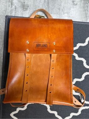 Mifland Men's Leather Backpack - Tan